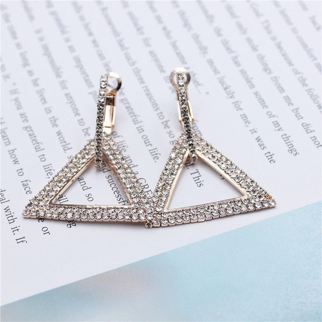 Elegant Crystal Earrings (Round Style) Gold/Silver