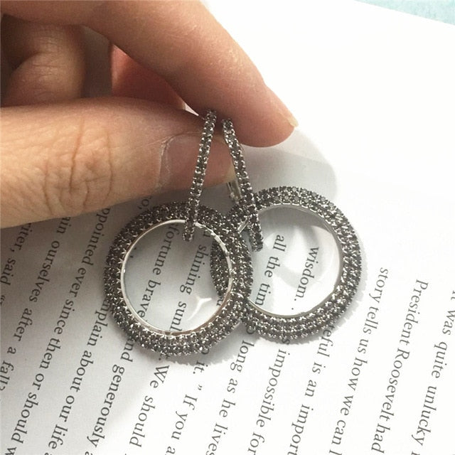 Elegant Crystal Earrings (Round Style) Gold/Silver