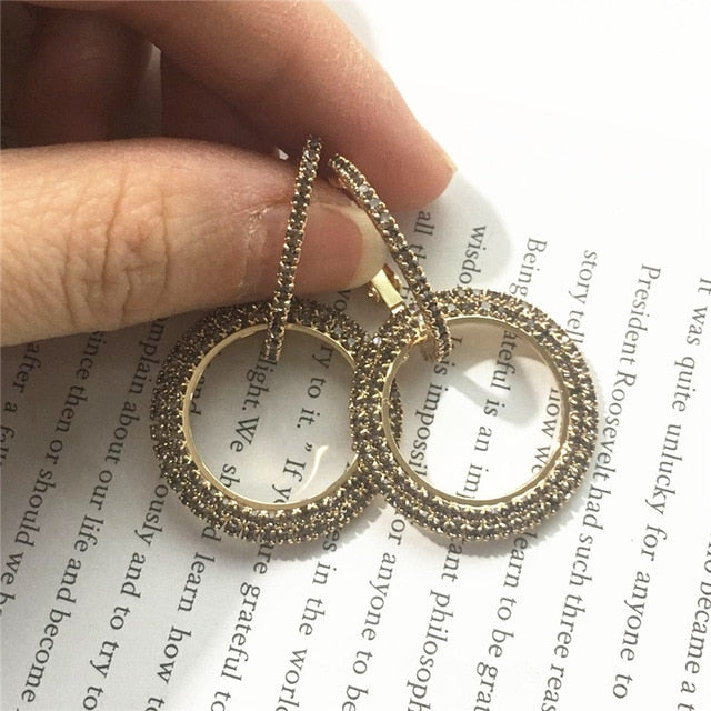 Elegant Crystal Earrings (Round Style) Gold/Silver