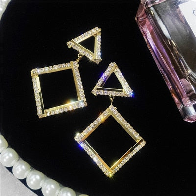 Elegant Crystal Earrings (Round Style) Gold/Silver