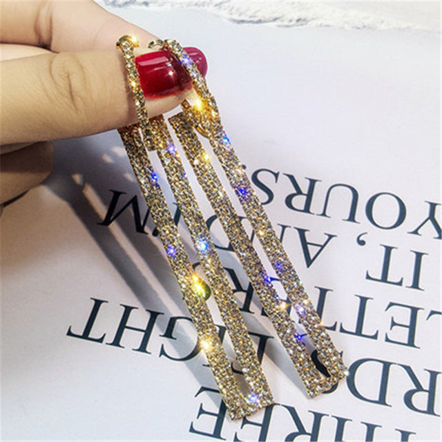 Elegant Crystal Earrings (Round Style) Gold/Silver